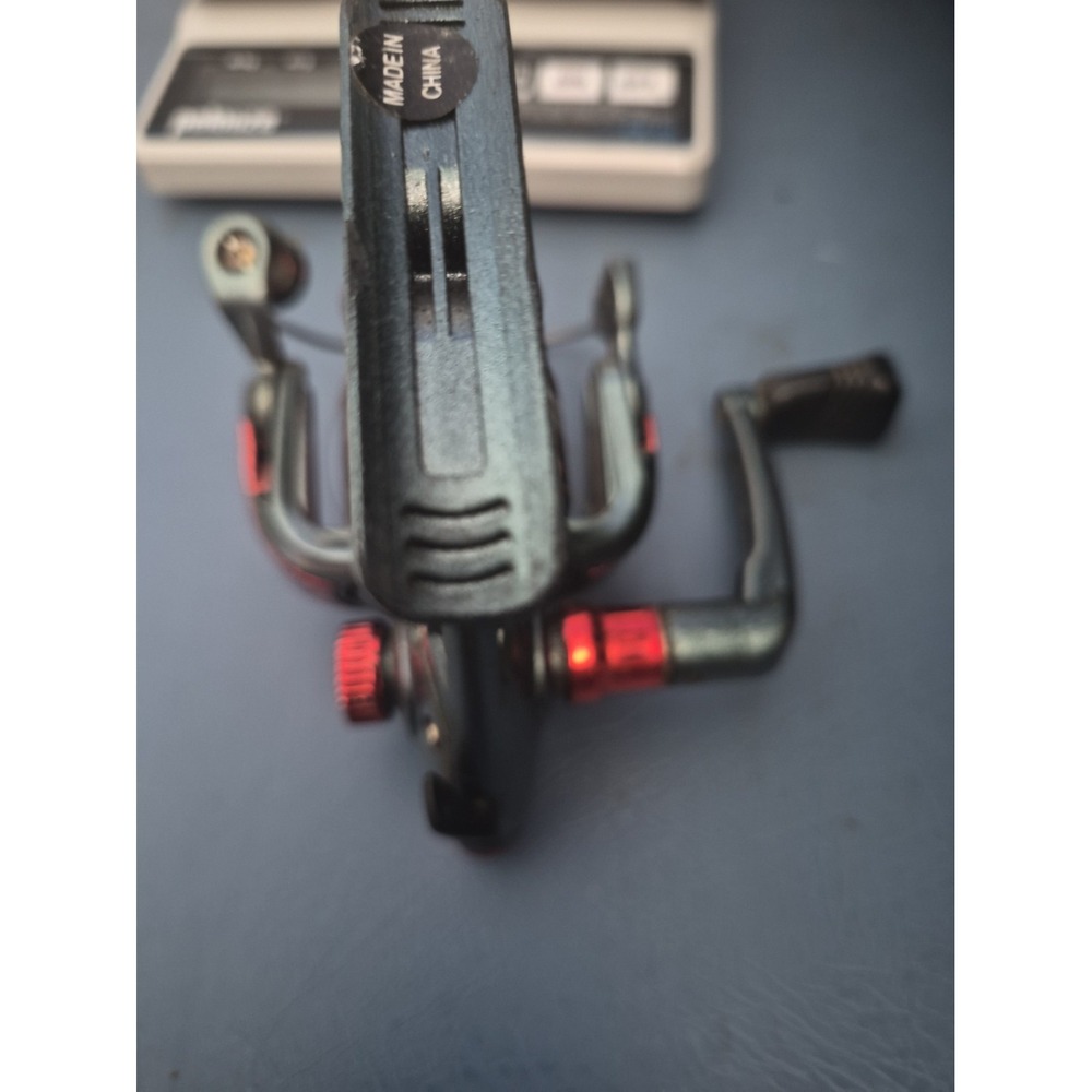 Southbend Worm Gear Fishing Reel - Picture 4 of 5